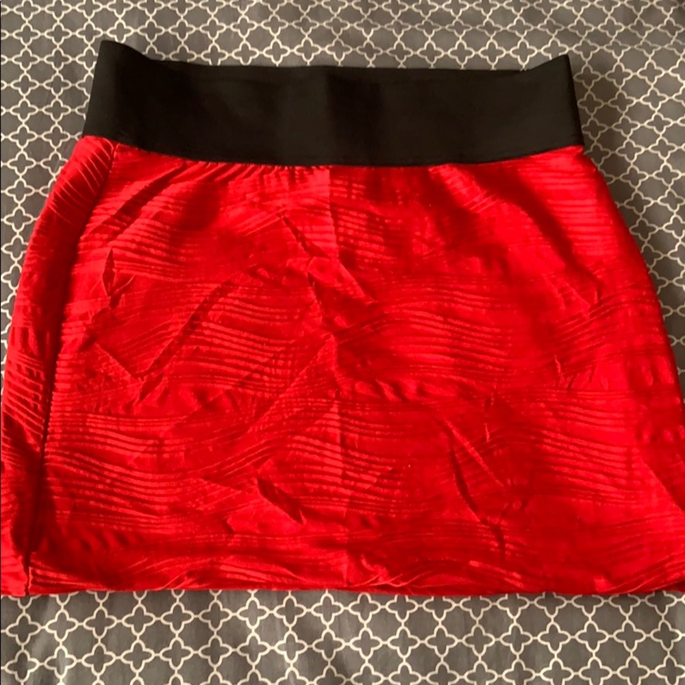 Red stretchy mini skirt